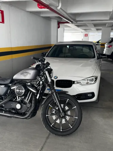 Harley-Davidson Iron 883 Impecável