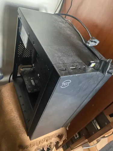 PC com I5 2400 | GTX 750ti 2gb