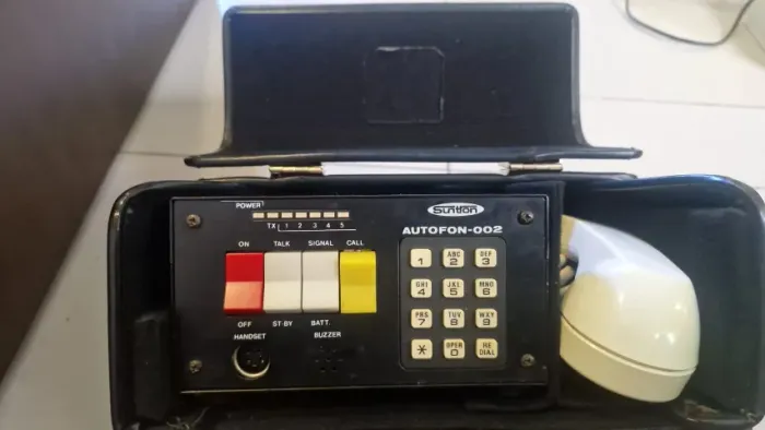 Suntron AUTOFON-002 Radiotelefone Antigo Vintage Raro Estojo Original