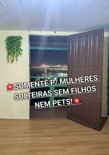 CASA SOMENTE PARA MULHERES NO CENTRO DE FLORIPA.