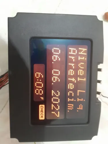 Computador de bordo plug cinza