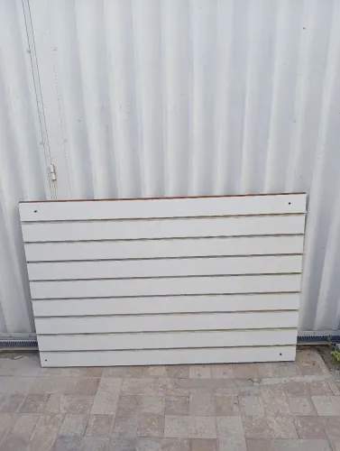 PAINEL EM MADEIRA 