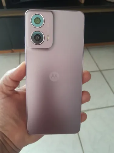 Vendo moto g24 128gb,aparelho em ótimas condições sem arranhões e sem defeitos.