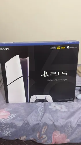 PS5 Slin 825G 1 controle e assinatura de 1ano delux
