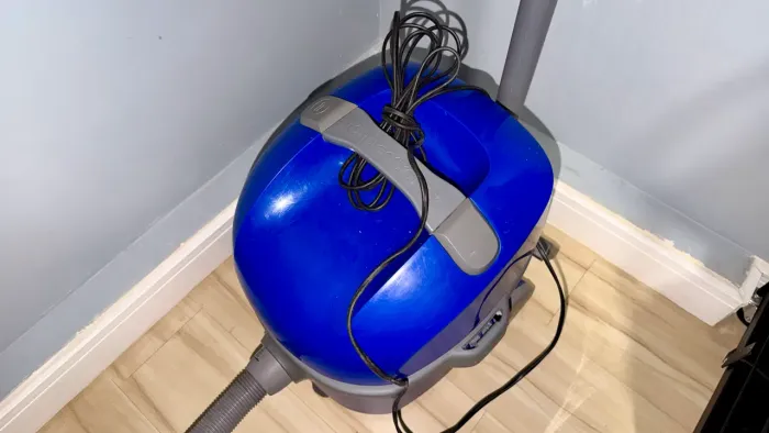 Aspirador de Pó Electrolux - Muito Conservado