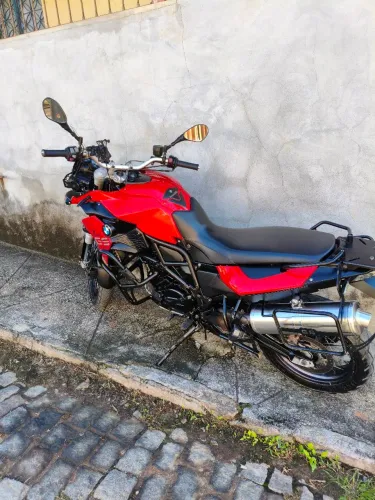 Moto excelente para todos os tipos de chão (asfalto e terra)