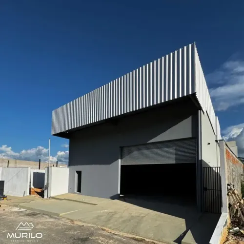 ALUGA-SE GALPÃO LOCALIZADO NO RESIDENCIAL CASTANHEIRA, MARABÁ-PA.