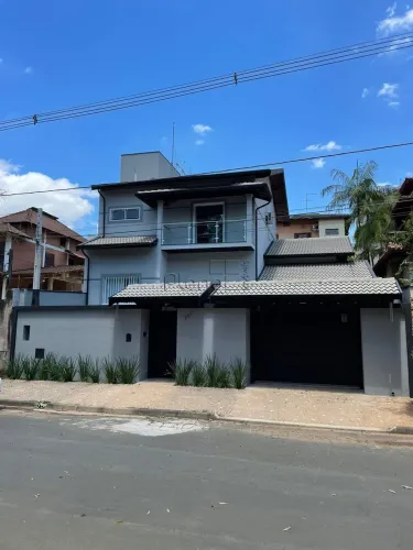 Sobrado à venda em Valinhos, nova italia, com 4 quartos, com 278.46 m²