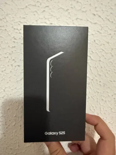 Samsung S25