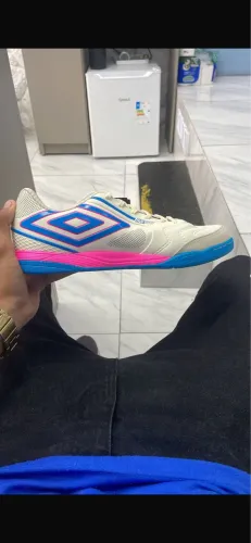 Vendo futsal Umbro pro 5 , nova