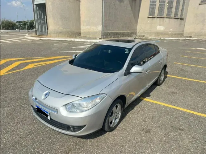 Renault Fluence Sed. Dynamique 2.0 16V Flex Mec. 2012