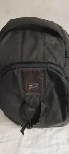 Mochila Fotográfica Lowepro Flipside 400 AW + Tripé Greiga WT 3131