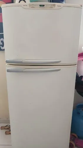Vendo geladeira