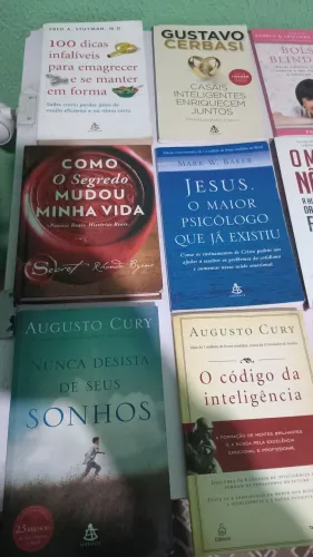 15 livros novos (3 Augusto Cury,2 finanças e afins