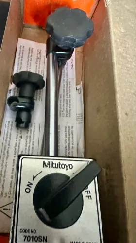 Suporte Para Medição Com Base Magnética 7010SN - MITUTOYO 