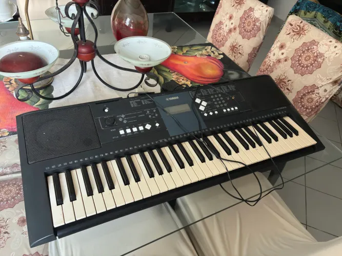 Teclado Yamaha