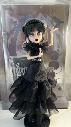 monster high Wandinha