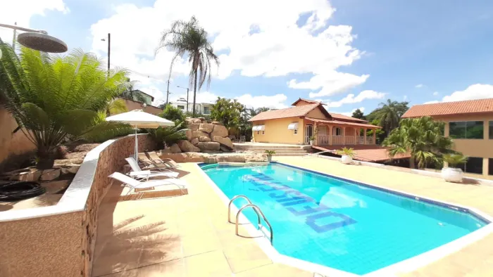 CASA NO CONDOMÍNIO QUINTAS DA LAGOA