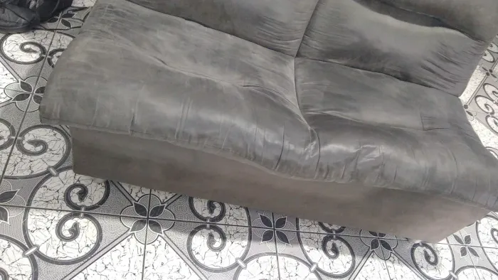 Vende-se sofá 2 lugares R$ 150