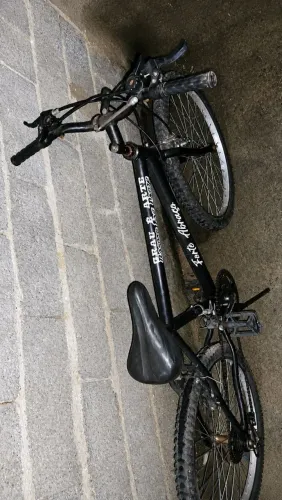 Vende-s bicicleta aro 24 com marcha 