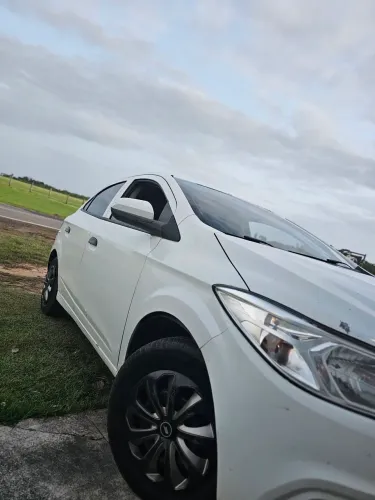 Chevrolet Onix JOY Hatch 1.0 8V Flex Mec. 4P 2018