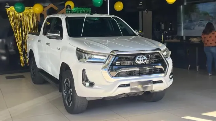 Toyota Hilux CD SRV 4X4 2.8 TDI Diesel Aut. 2020