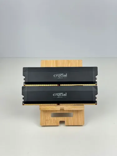 Memória RAM Crucial Pro DDR5 32GB 6400Mhz (16GBx2) CL38 CP16G64C38U5B.M8D3