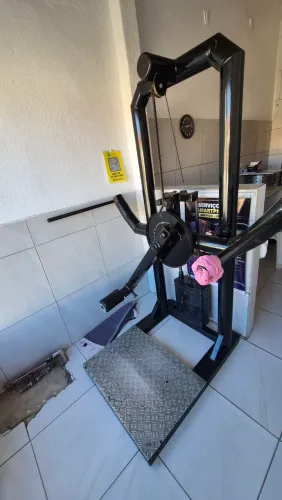 Máquina de academia apolete