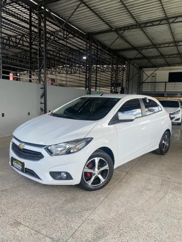 Chevrolet Onix Hatch LTZ 1.4 8V Flex Aut. 4P 2019