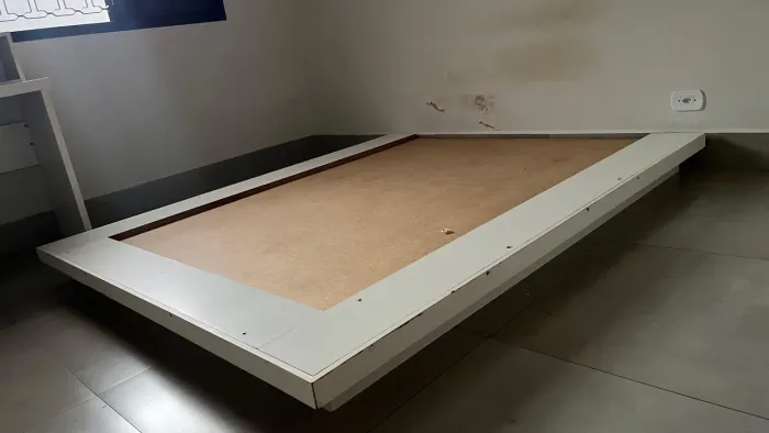 Base da cama modelo tatame em MDF