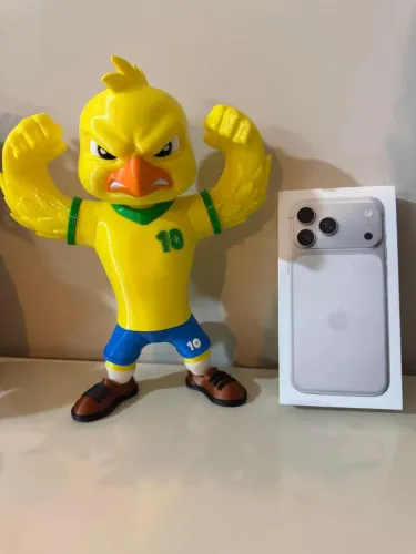 iPhone 17 Pro Max lacrado