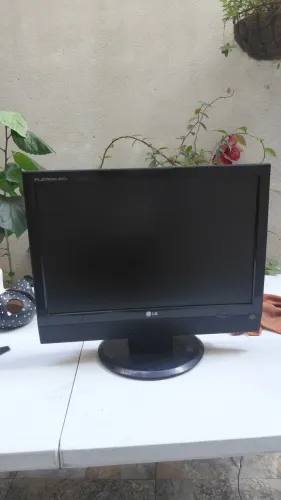 TV monitor LG FLATRON M198WA-BN