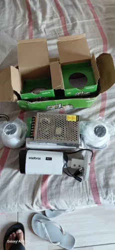 Kit de monitoramento de segurança da marca Intelbras, Câmeras modelo VHC1120B