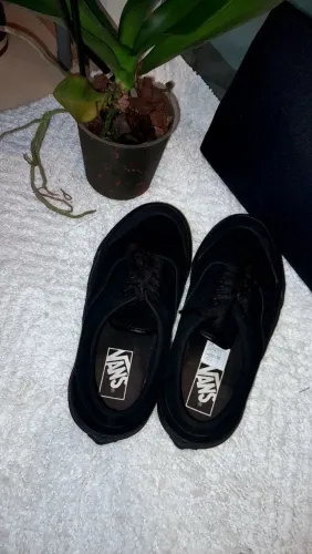 N:37 Tênis  VANS BLACK 
