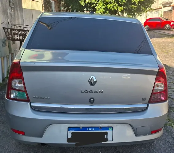 Renault Logan Expression Hi-flex 1.6 8V 4P 2012