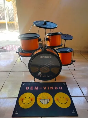 Bateria infantil