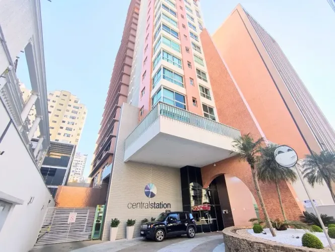 Apartamento com 1 quarto para alugar por R$ 2300.00, 33.00 m2 - CENTRO - CURITIBA/PR