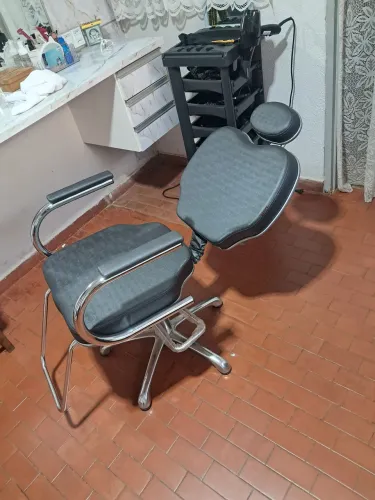 Cadeira de cabeleireira super nova