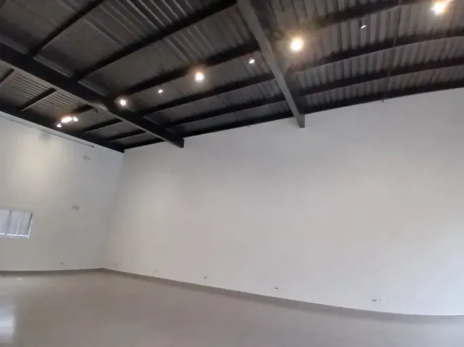 salão novo  405 m² no bairro 2 wcs 4 vagas de garagem -santos Dumont - São José do Rio Pre