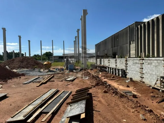 Galpão Crossdocking com Amplo Pátio para Alugar no Bairro Cidade Industrial em Guarulhos -