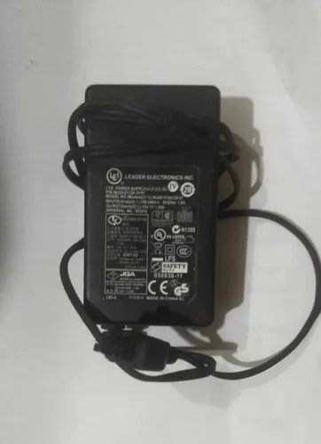 Fonte Leader Electronics NU20-51120-3Y1F 12V 1,25A 8 Pinos