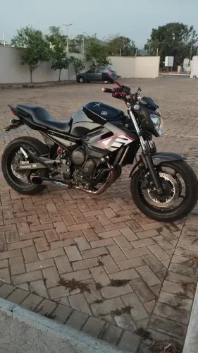 Yamaha XJ6 N 2015