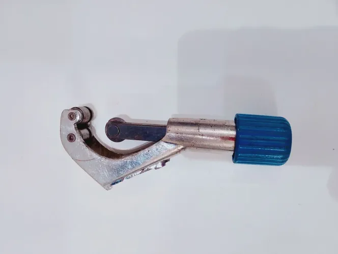 2 Cortadores/ tubo de cobre