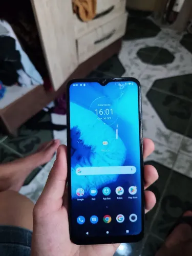 Motorola g8 power lite (aceito propostas)