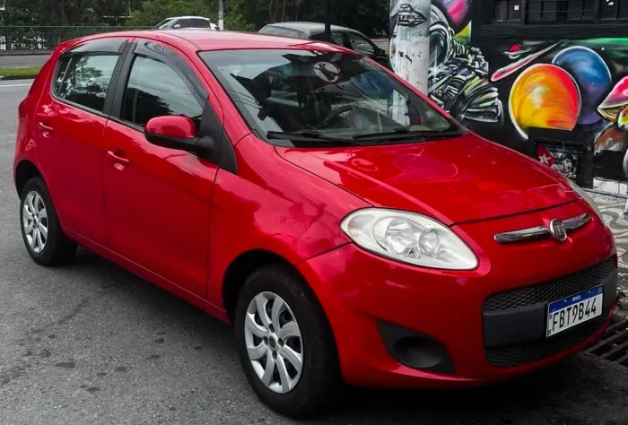 Fiat Palio Attractive 1.0 EVO Fire Flex 8V 5P 2012