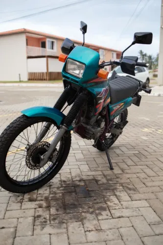 Honda NX 200 vendo ou troco 