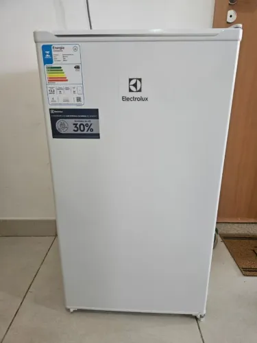 Frigobar Electrolux Semi Novo, Econômico e Bem Conservado