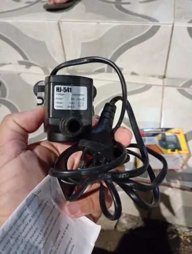 Bomba submersa de aquário 