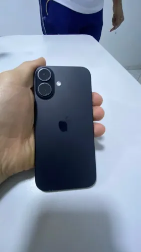 iPhone 16 preto 128GB 
