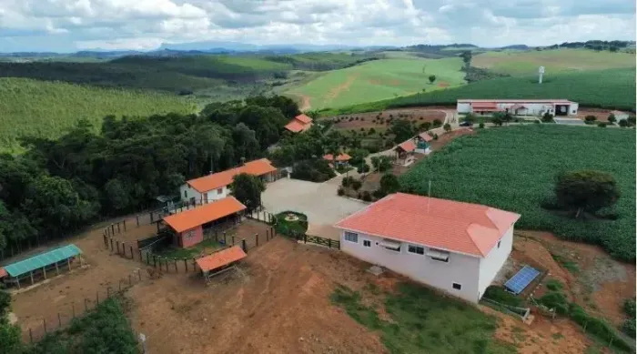 Fazenda de Alto Padrão à Venda em Minas Gerais 171 Hectares